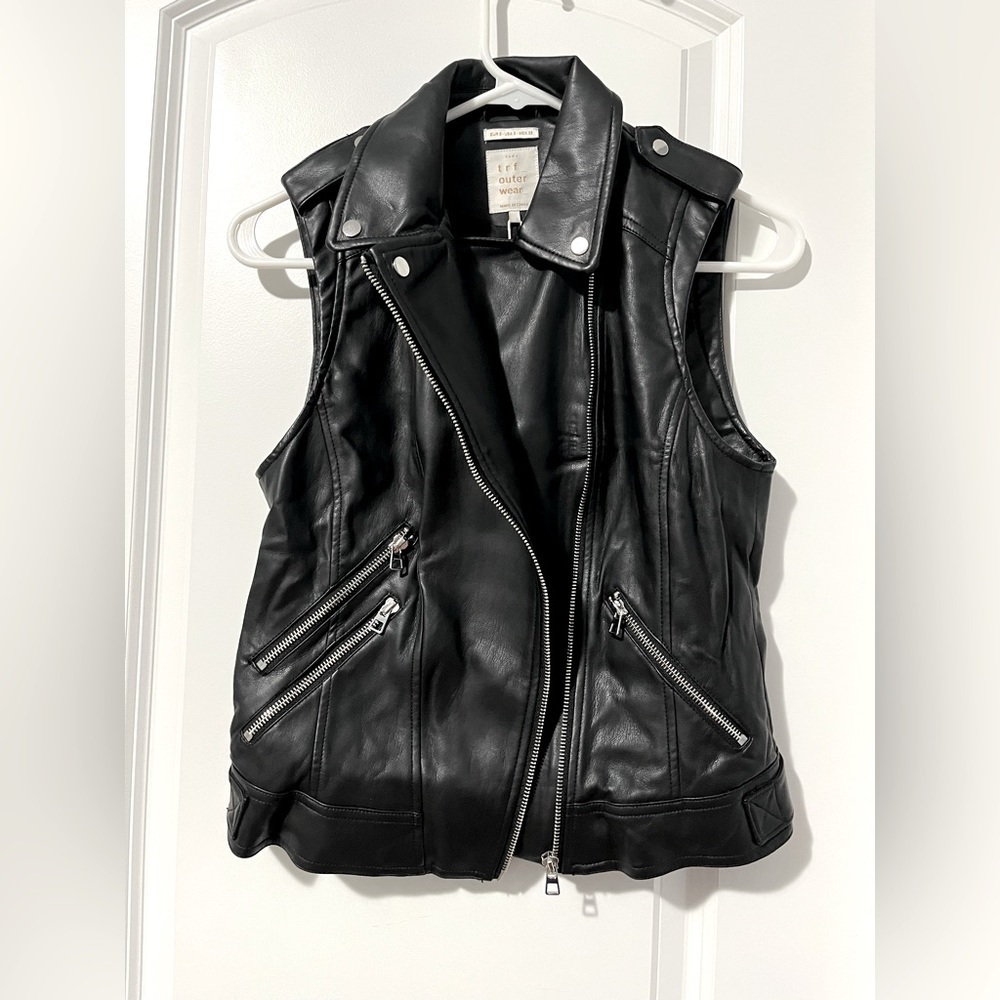 Zara Tft Outerwear Faux Leather Vest